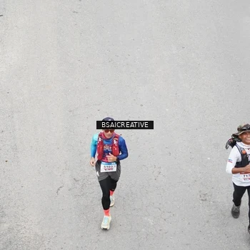Runner Photo 8677469