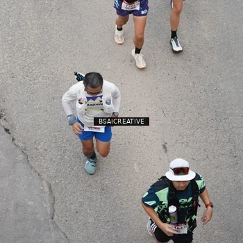 Runner Photo 8678223