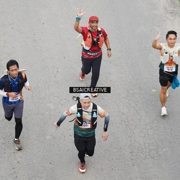 Runner Photo 8678323