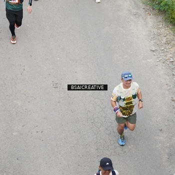 Runner Photo 8678351