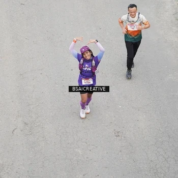 Runner Photo 8678822