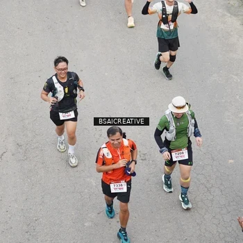Runner Photo 8679101