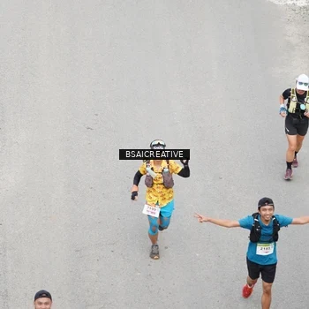 Runner Photo 8680019
