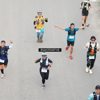 Runner Photo 8680025