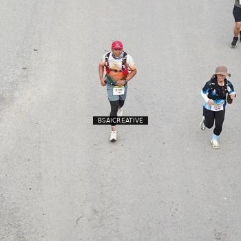 Runner Photo 8680059