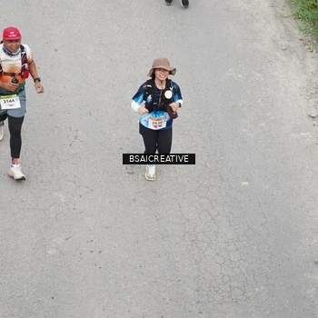 Runner Photo 8680090