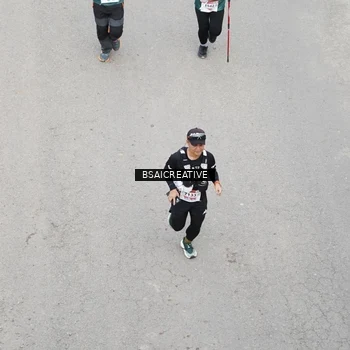 Runner Photo 8680165