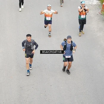 Runner Photo 8682100