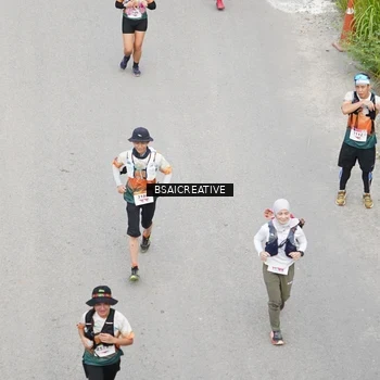 Runner Photo 8682247