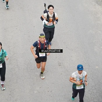 Runner Photo 8683503