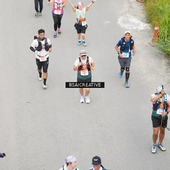 Runner Photo 8683712