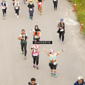 Runner Photo 8683733