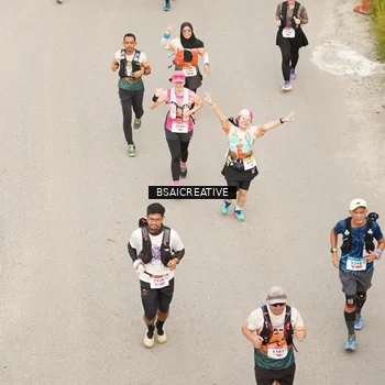 Runner Photo 8683736