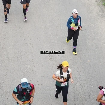 Runner Photo 8683835