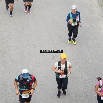 Runner Photo 8683836