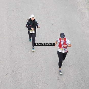 Runner Photo 8683853