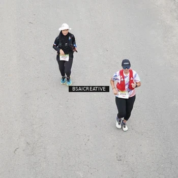 Runner Photo 8683854