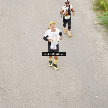 Runner Photo 8684206