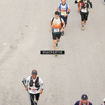 Runner Photo 8684853