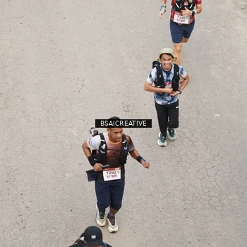 Runner Photo 8685009