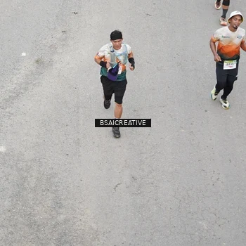 Runner Photo 8685376