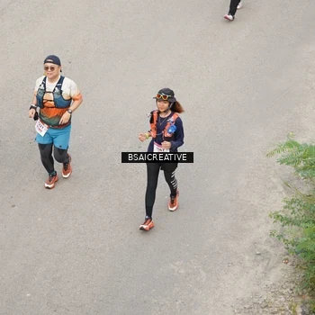 Runner Photo 8686261