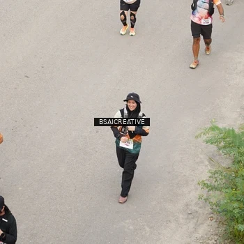 Runner Photo 8686344