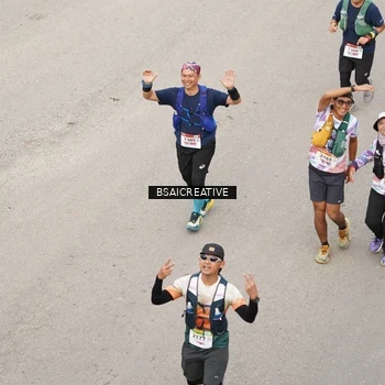 Runner Photo 8686911