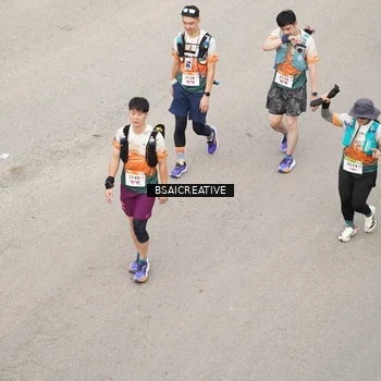 Runner Photo 8687009