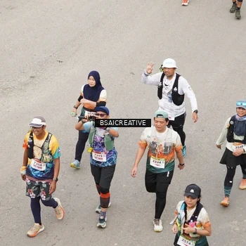 Runner Photo 8687045