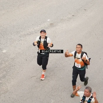 Runner Photo 8687099