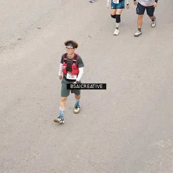 Runner Photo 8687103