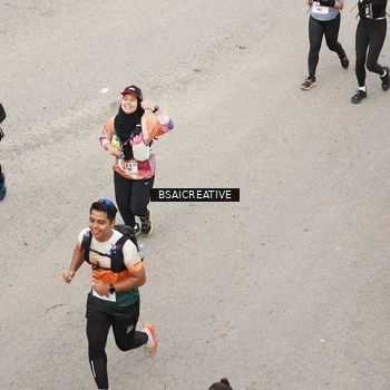 Runner Photo 8687242