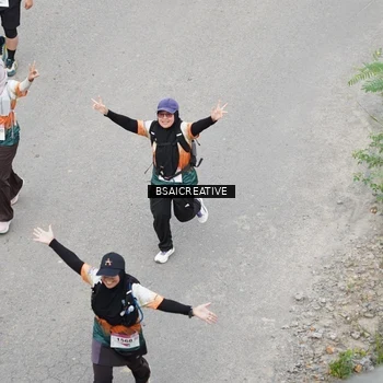 Runner Photo 8687359