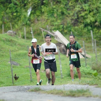 Runner Photo 8702247