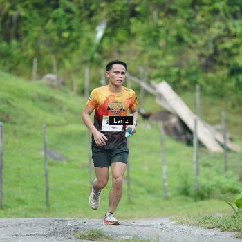 Runner Photo 8702251