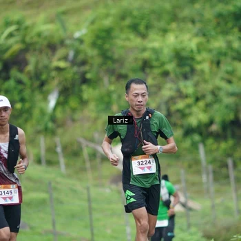 Runner Photo 8702254