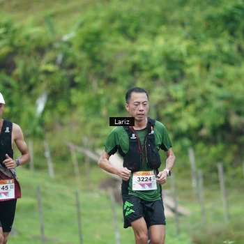 Runner Photo 8702256