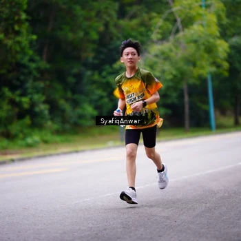 Runner Photo 8705512