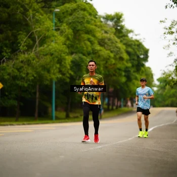 Runner Photo 8705910