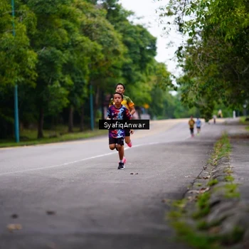 Runner Photo 8705932