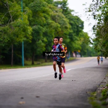 Runner Photo 8705934