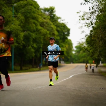 Runner Photo 8705942
