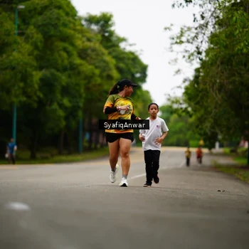 Runner Photo 8705975