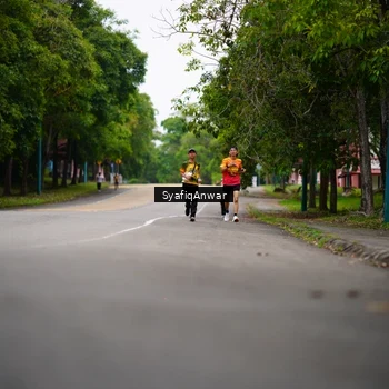 Runner Photo 8705982
