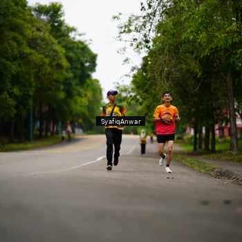 Runner Photo 8705998