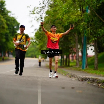 Runner Photo 8706016