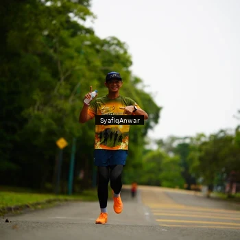 Runner Photo 8706060