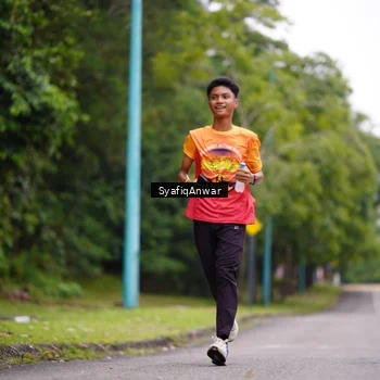 Runner Photo 8706065