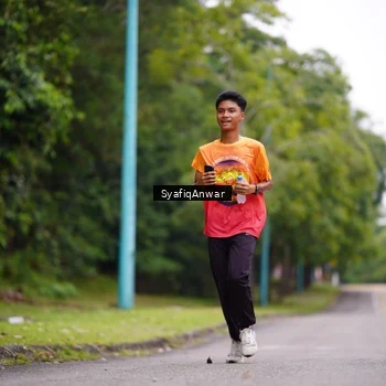 Runner Photo 8706066